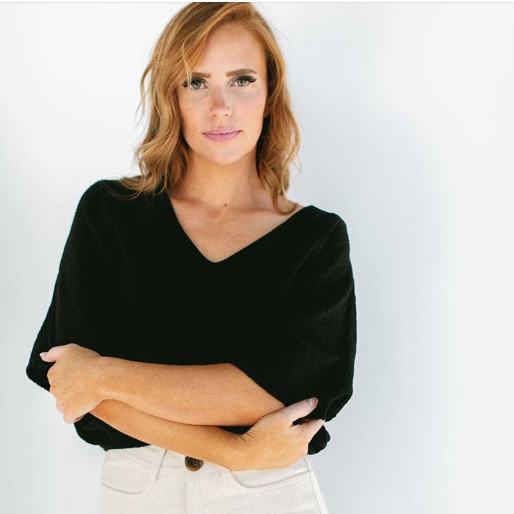 Suunday Gauze Dolman Top in Caviar